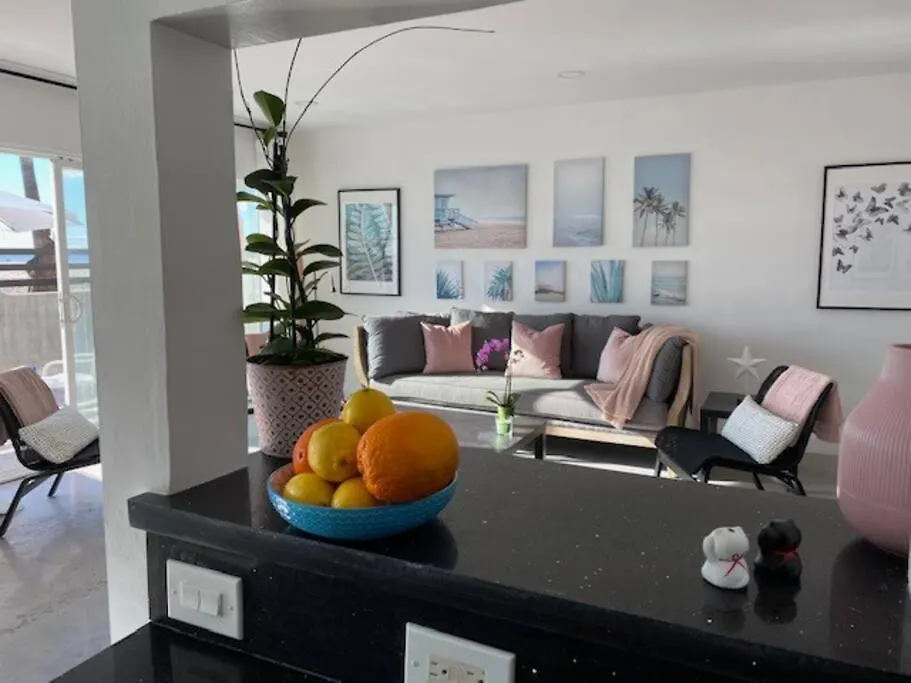 House On The Beach Los Angeles Apartment